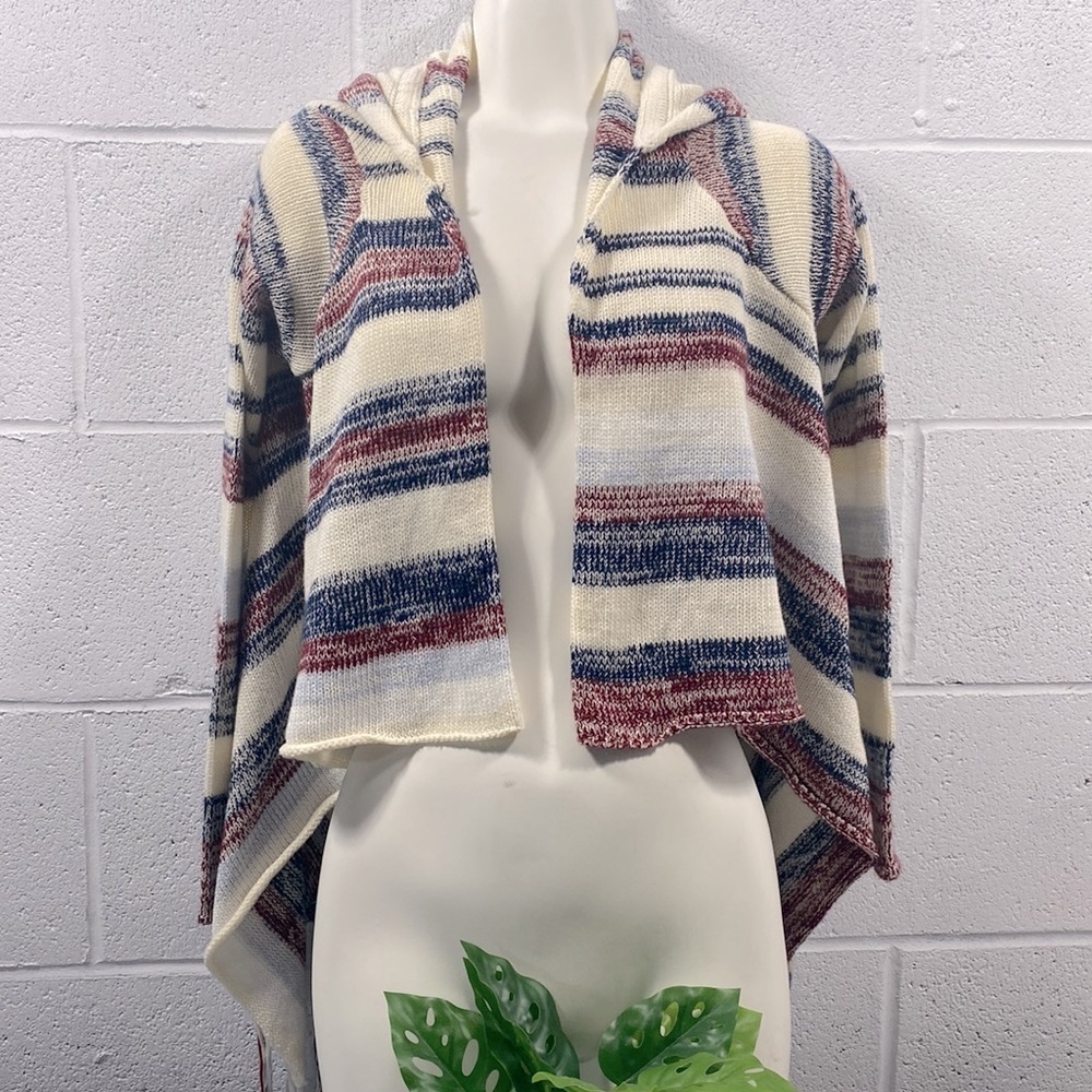 Ardene striped open vest with hood and fringes​​​​​​​​​​
